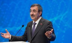 “Hangi yaşta olursak olalım, annenin yeri her zaman bir başkadır”
