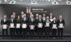 Adalı ve yönetimi, mazbatalarını aldı
