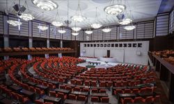 Önder'in vefatıyla Meclis'teki milletvekili sayısı 592'ye düştü