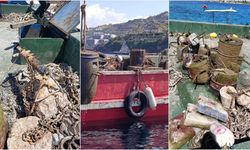 Deniz dibinden 50 ton atık toplandı