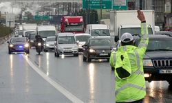 İzinsiz "çakar" kullanan 39 sürücüye işlem yapıldı