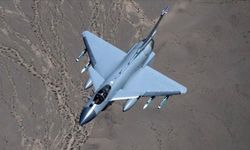 Pakistan, Hindistan’ın savaş uçaklarını "J-10C" ile düşürdüğünü açıkladı!