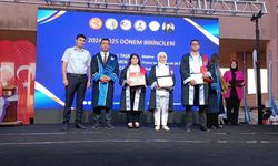 ÇOMÜ Ağaköy yerleşkesi mezunlarını uğurladı