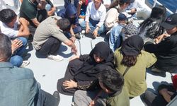 Çanakkale açıklarında 51 düzensiz göçmen yakalandı