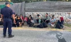 Çanakkale'de 30 düzensiz göçmen yakalandı