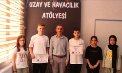 Öğrenciler 10 yeni gök cismi keşfetti