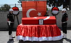 Görevi Başında Kalp Krizi Geçiren Polis Memuruna Veda