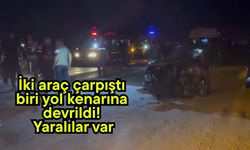 İki araç çarpıştı, biri yol kenarına devrildi! Yaralılar var (Video)
