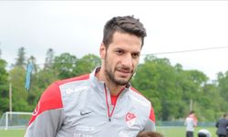 A Milli Futbol Takımı'nın yeni yardımcı antrenörü Hakan Balta oldu