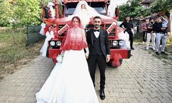 Kamyon sürücüsü, ekmek teknesini gelin arabası yaptı