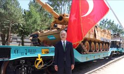 “Türkiye savunma sanayisi ürünleriyle dünya piyasalarına adeta mührünü vurdu”