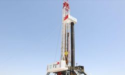 İki yerli petrol sondaj kulesi göreve başladı