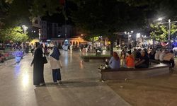 Art arda depremler meydana geldi
