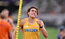 Duplantis, 14. dünya rekorunu kırdı