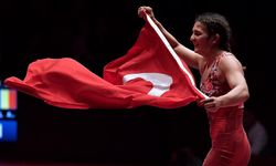 Nesrin Baş, Dünya Şampiyonası'nda gümüş madalya aldı