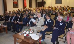 Çanakkale Savaşları'na katılan askerlerin yakınları Gelibolu'da buluştu
