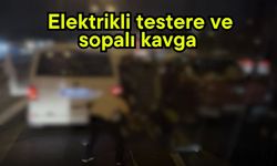 Elektrikli testere ve sopalı kavga  (Video)