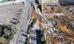 İstinat duvarının yıkılması sonucu yol çöktü