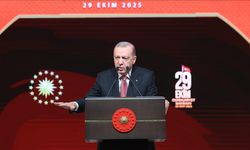 Cumhurbaşkanı Erdoğan: Türkiye Yüzyılı'nın kilometre taşlarını döşemeye devam ediyoruz