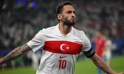 Hakan Çalhanoğlu, "dalya" diyecek