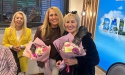 Ayfer öğretmen 44 yıl sonra öğrencileriyle buluştu