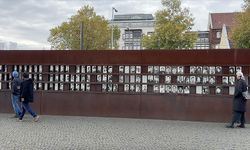 Berlin Duvarı'nın yıkılışının üzerinden 36 yıl geçti