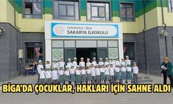 Biga’da çocuklar, hakları için sahne aldı