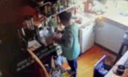 Kafede korkunç hata: Su şişesi sanılan kap deterjan çıktı