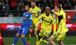 Fenerbahçe 2-0 geriye düştüğü maçı farklı kazandı