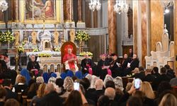 Papa 14. Leo, İstanbul'da Kutsal Ruh Katolik Kilisesi'nde hitapta bulundu