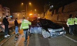 Otomobil takla attı: 3 kişi hastanelik oldu