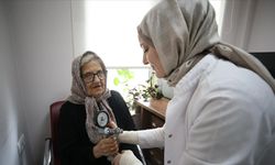 Düşme Kliniği ile yaşlılar hayata daha sıkı tutunuyor