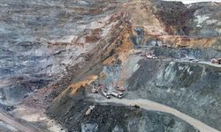 Göçük altında kalan şantiye müdürünü arama çalışmaları 25 gündür sürüyor