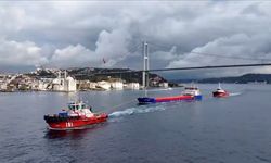 Boğaz’da arızalanan gemi kurtarıldı