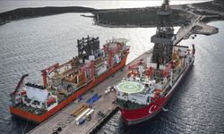 Türkiye'nin iki yeni sondaj gemisi yan yana geldi