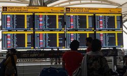 IndiGo'nun iptal ettiği sefer sayısı 1000'i aştı