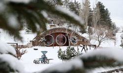 "Hobbit Evleri" kar yağışının ardından güzel görüntü oluşturdu