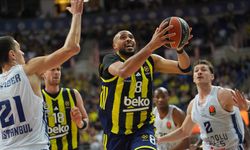 Basketbol Avrupa Ligi'ndeki Türk derbisini Fenerbahçe Beko kazandı