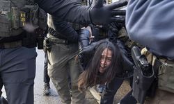 Çok sayıda mülteci gözaltına alınıp Texas'a gönderildi