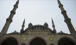 Selimiye Camisi tam kapasite ibadete açıldı