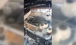 Kontrolden çıkan otomobil pastaneye girdi