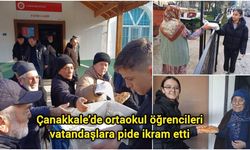 Çanakkale’de ortaokul öğrencileri vatandaşlara pide ikram etti