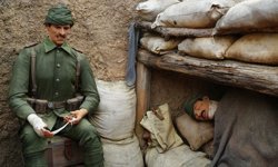 Çanakkale'de harp muhabirleri cephe gerisinde tarihe not düştü