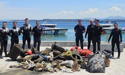 Eceabat'ta deniz dibi ve sahil temizliği yapıldı