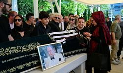 Gazeteci Reha Muhtar son yolculuğuna uğurlandı
