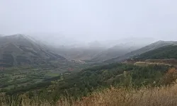 İzmir'in yüksek kesimlerine kar yağdı
