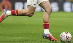Haftayı galibiyetle kapatan Galatasaray, puanını 16'ya çıkardı ve liderliğe yükseldi