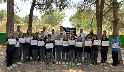 Biga’da 15.681 öğrenci karne heyecanı yaşadı