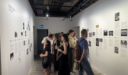 "Robert Capa-Gerçek En İyi Fotoğraftır" sergisi Ara Güler Müzesi'nde açıldı