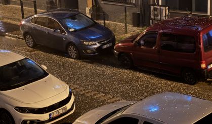 Çanakkale'de gök gürültülü sağanak ve dolu etkili oldu